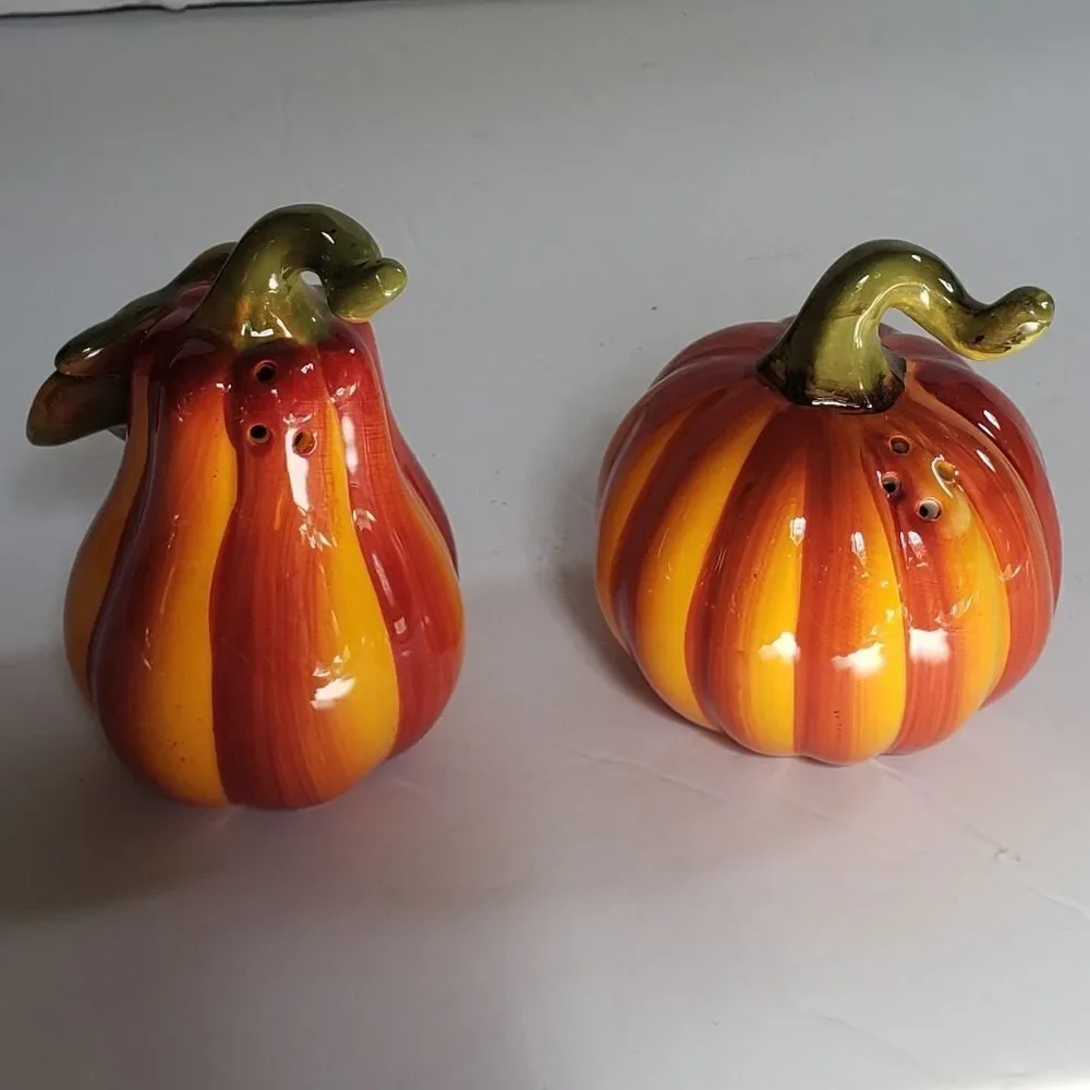 Pumpkin Salt & Pepper Set